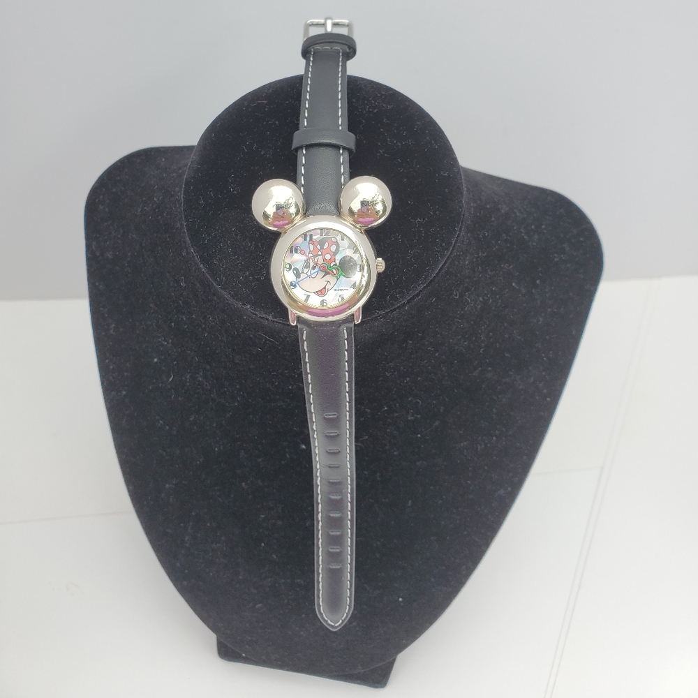 Mickey/Minnie Mouse Watch View 2